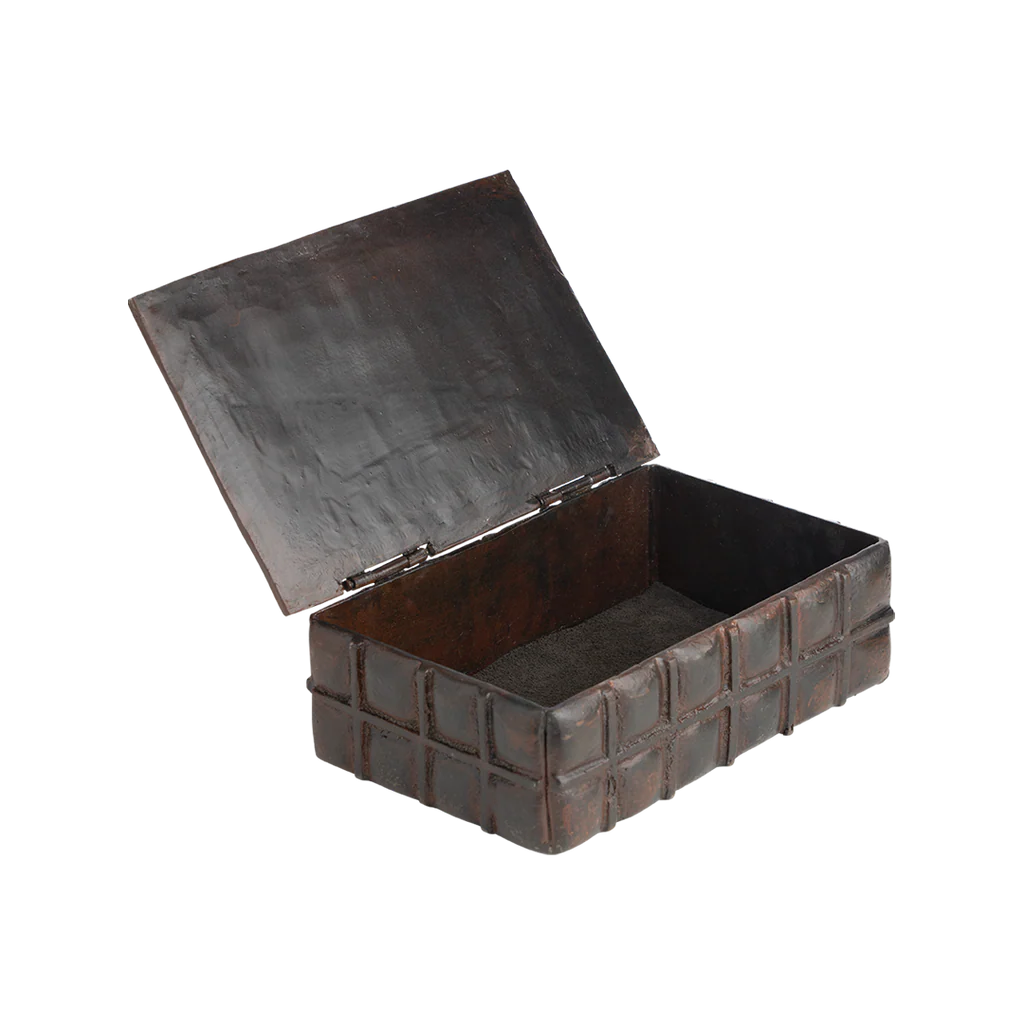 Me Cuadra Heavy Cast Iron Box of Squares