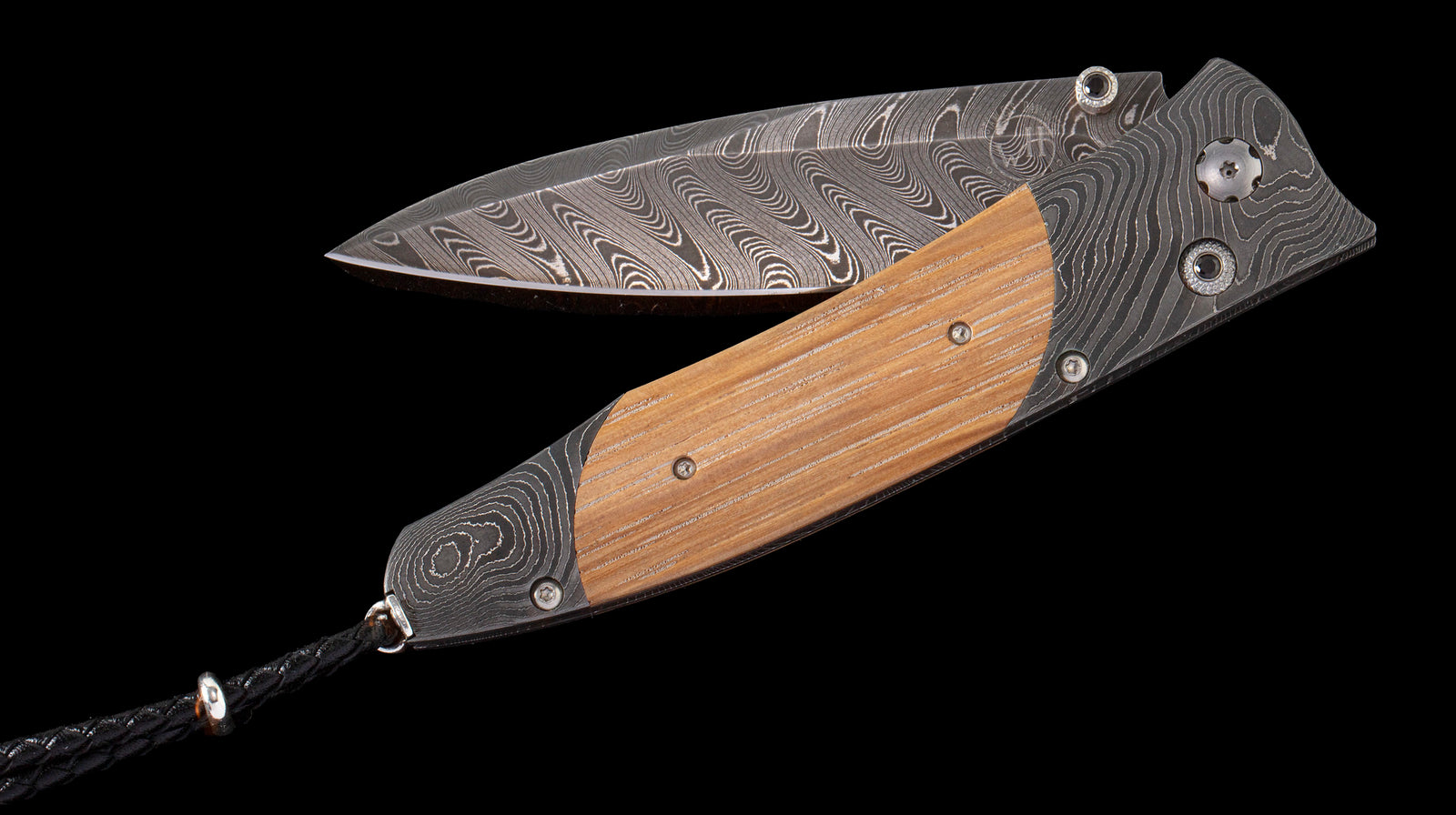 Gentac B30 ‘Pappy Reserve’ Pocketknife featuring barrel wood from Pappy Van Winkle Bourbon Limited Edition